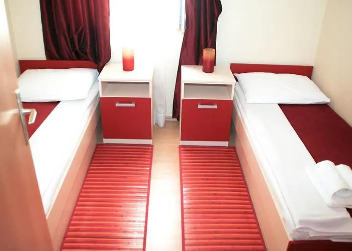 Moderne Mit Meerblick By Interhome