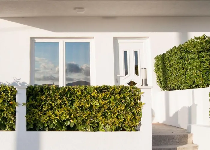 公寓 Moderne Mit Meerblick By Interhome