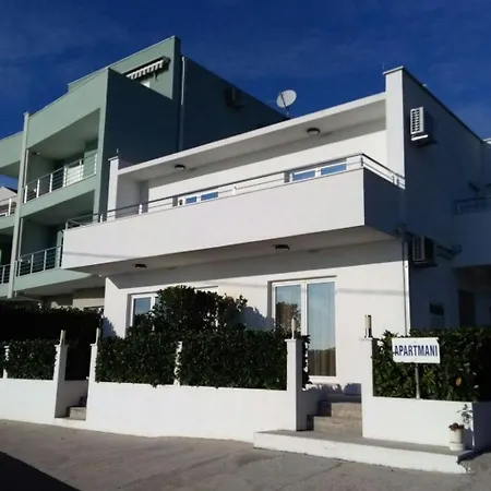Moderne Mit Meerblick By Interhome Apartment Komarna